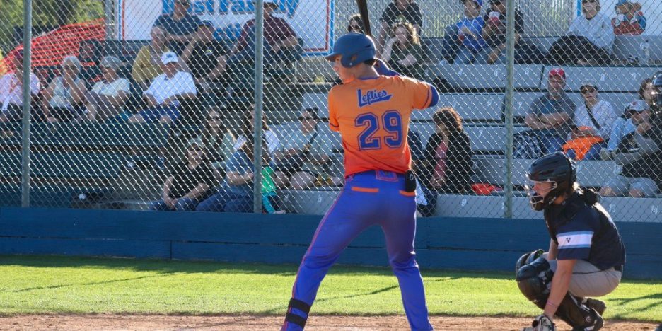 Lefties Win! Port Angeles Lefties Baseball
