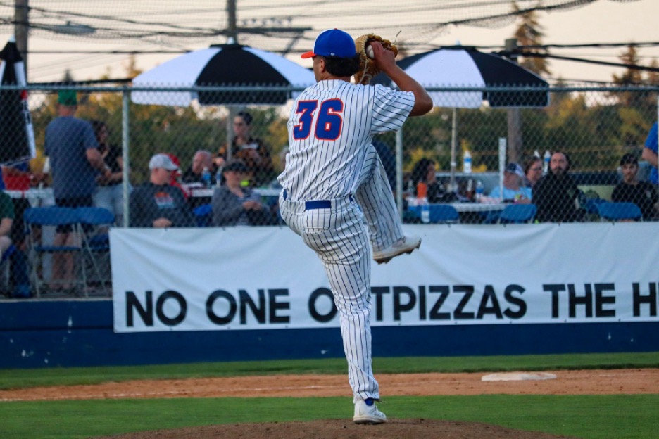 Yahir Ramirez walks it off Port Angeles Lefties Baseball